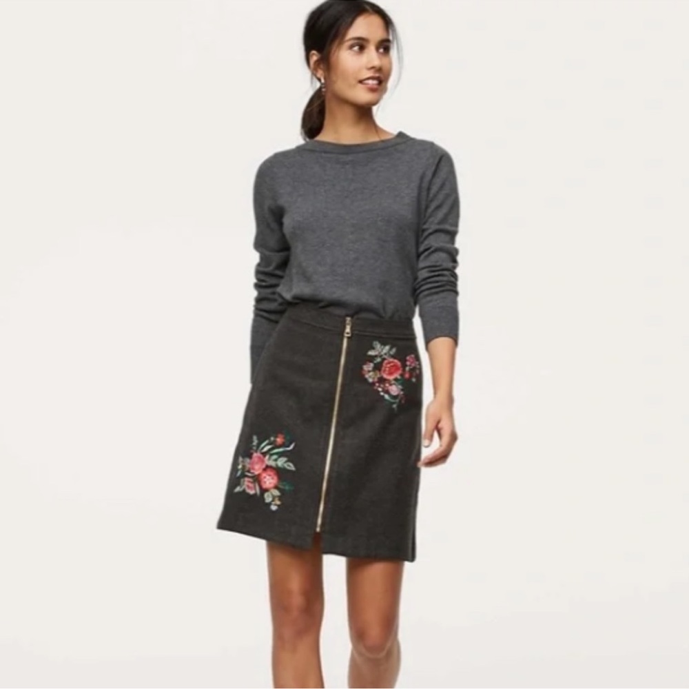 LOFT Gray Floral Wool Embroidered Front Zip Skirt Size 14